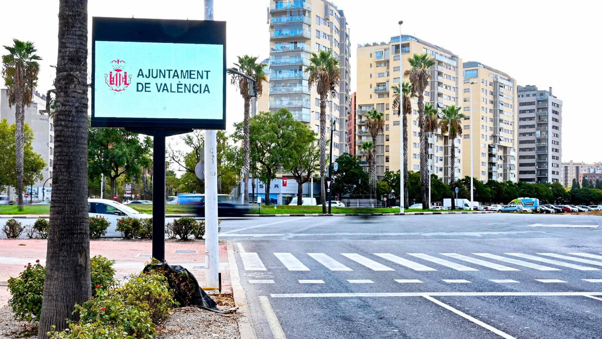 En este momento estás viendo Nueva ZBE en Valencia y camiones: ¿Cuándo conviene vender tu vehículo?